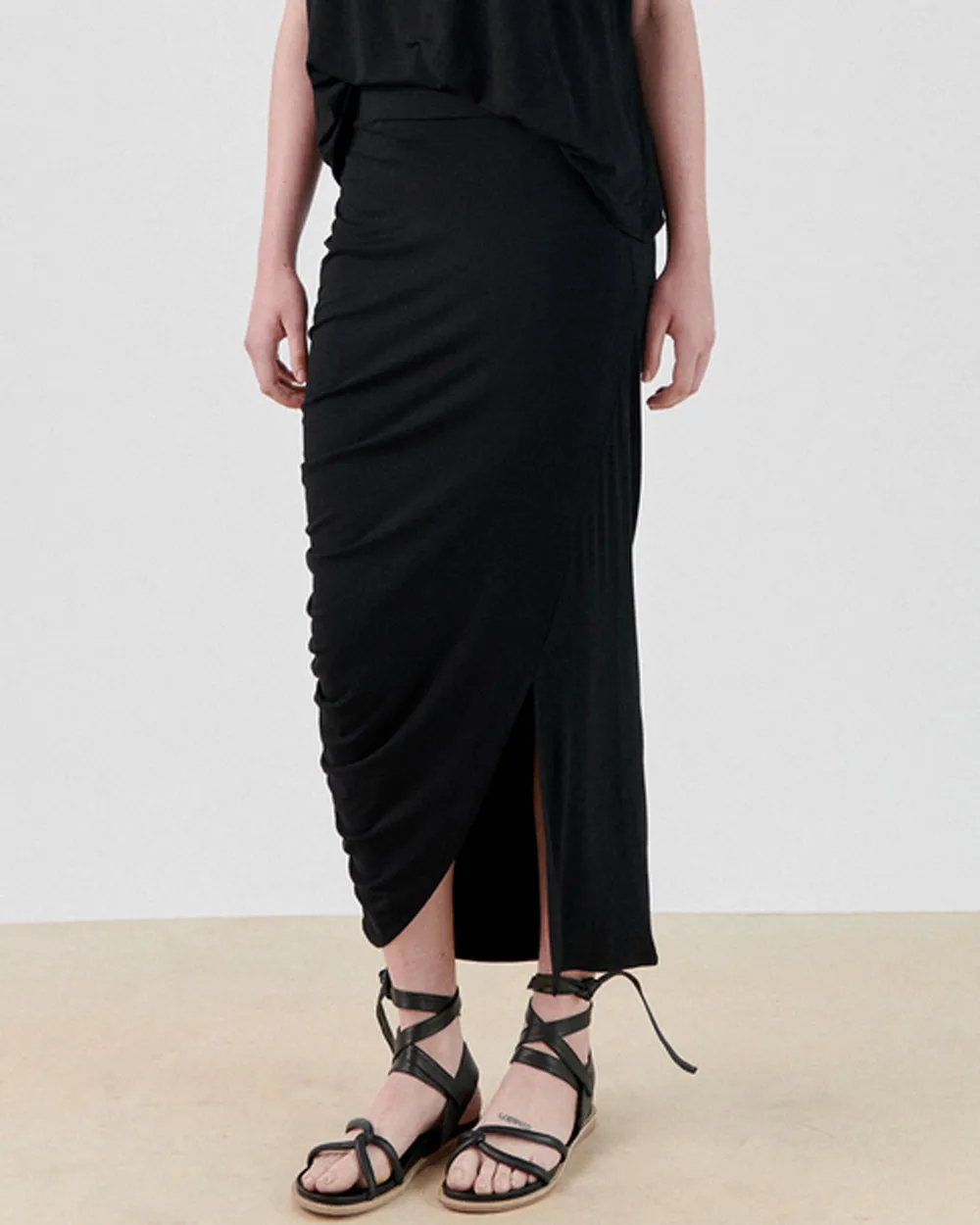 Black Jersey Ruched Lui Skirt