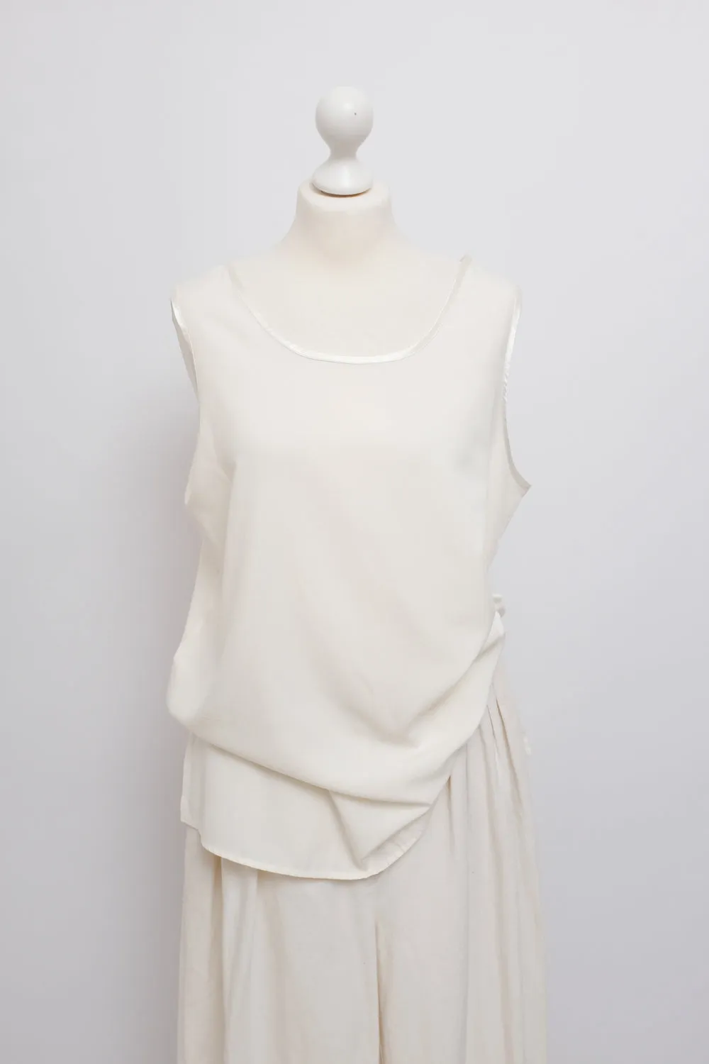 CREAM VINTAGE TANK