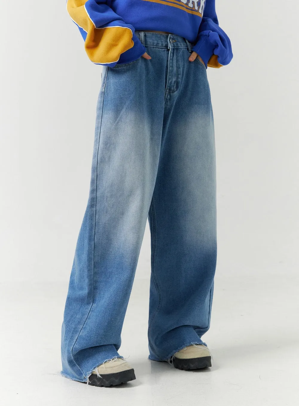 Full-Length Mid-Rise Wide Leg Jeans CD301