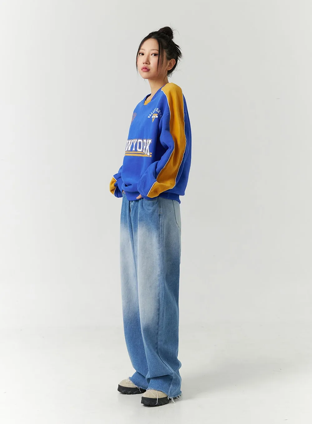 Full-Length Mid-Rise Wide Leg Jeans CD301