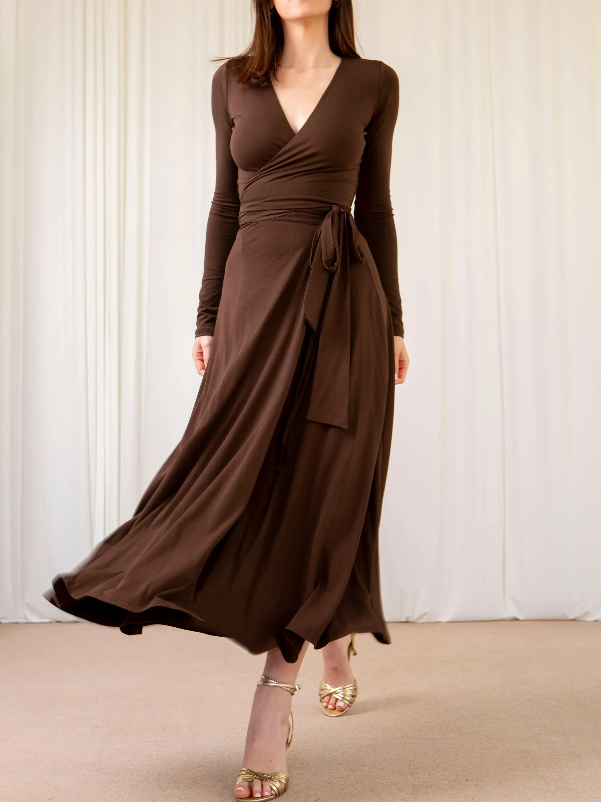 Chic Margot Wrap Skirt - Elegant and Versatile Fashion Staple for Every Wardrobe