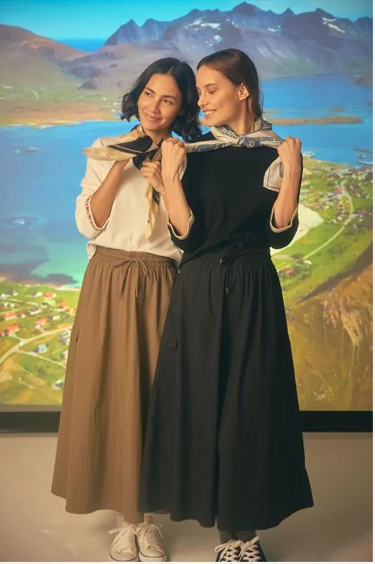 Side Pocket Cargo Skirt with Elasticated Waist